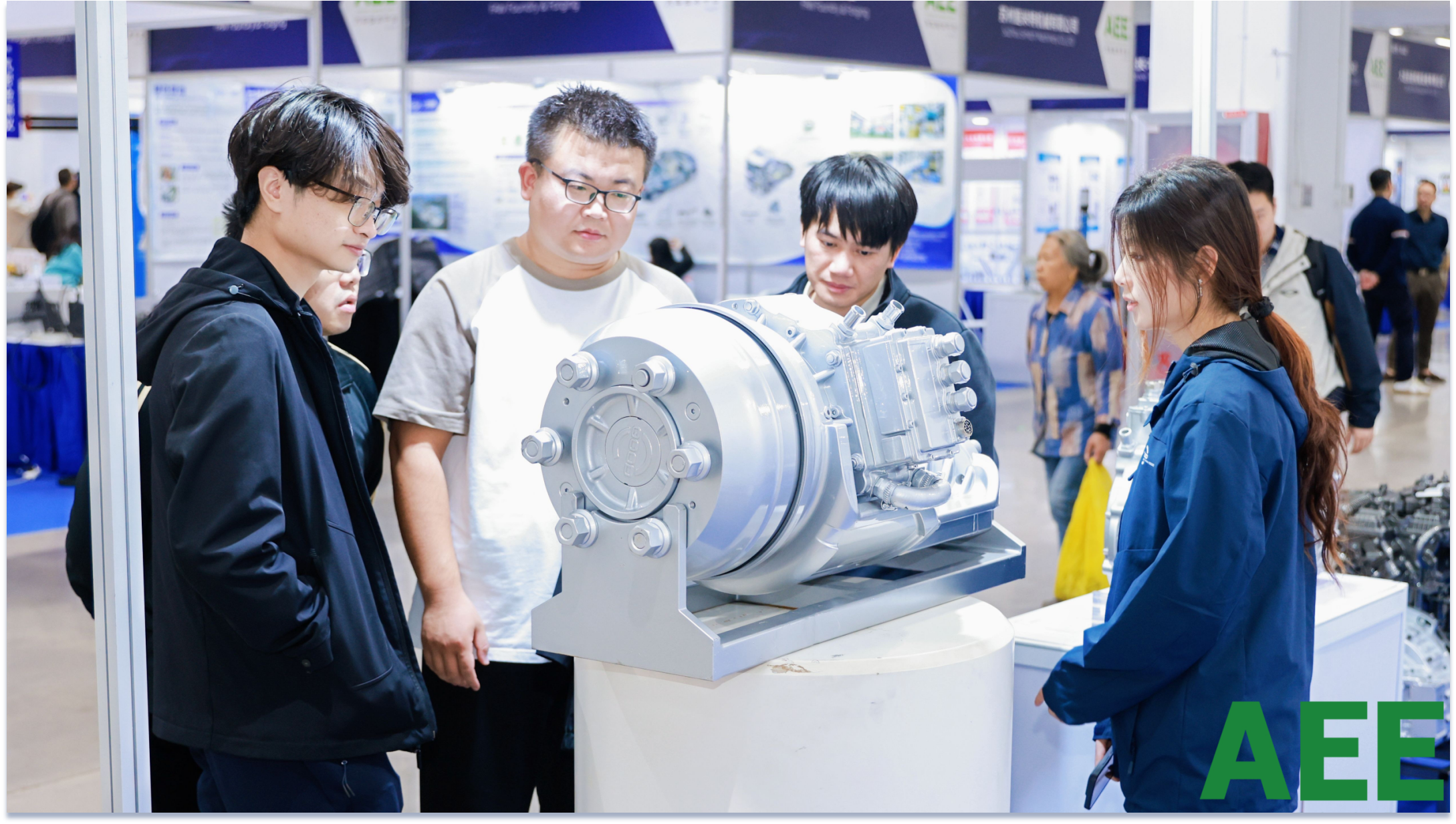 驱动效率革新 | 盘毂亮相AEE2025,引领汽车动力变革 驱动效率革新 | 盘毂亮相AEE2025,引领汽车动力变革