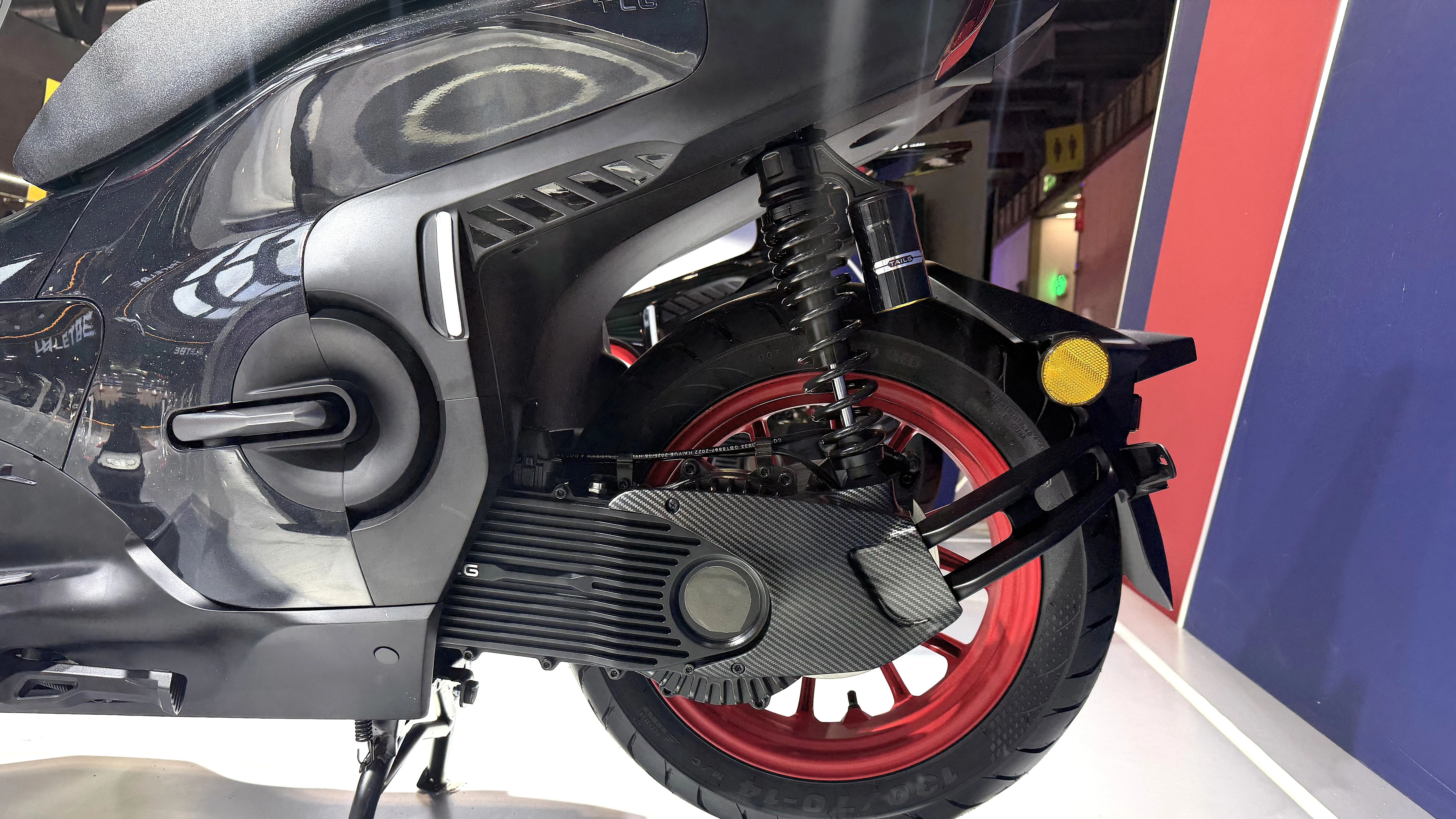 多场景应用、多元化适配，盘毂电摩生态矩阵“大秀”米兰展