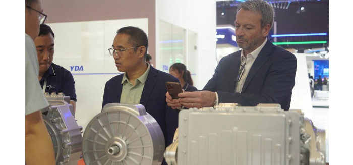 18000rpm轴向磁通电机领衔，盘毂超能电驱矩阵亮相上海车展