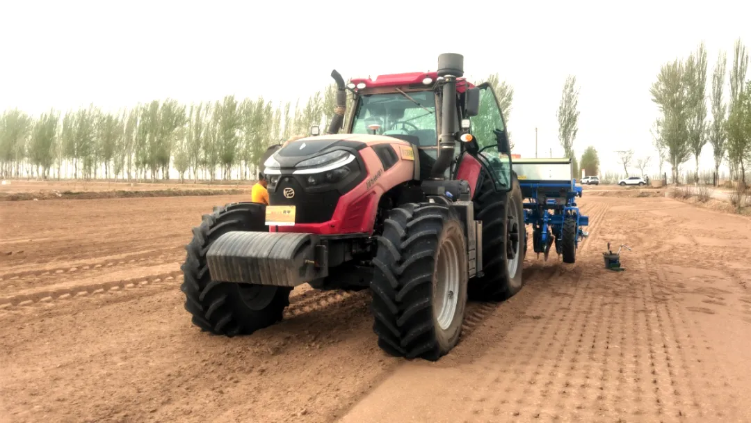 田间地头的硬核科技：轴向磁通电驱重构新能源农机核心动力