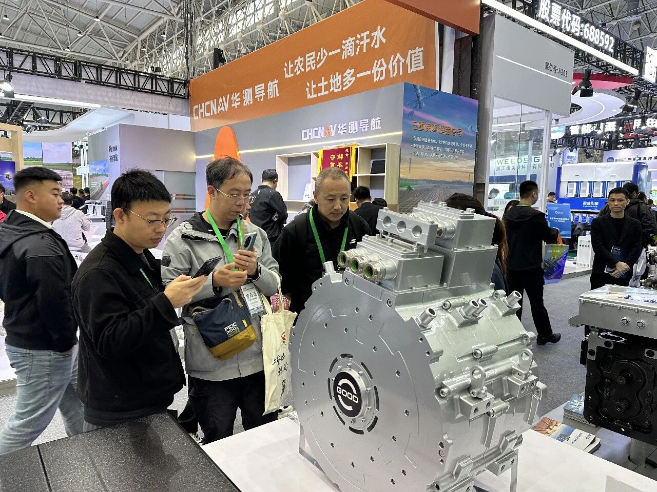 田间地头的硬核科技：轴向磁通电驱重构新能源农机核心动力