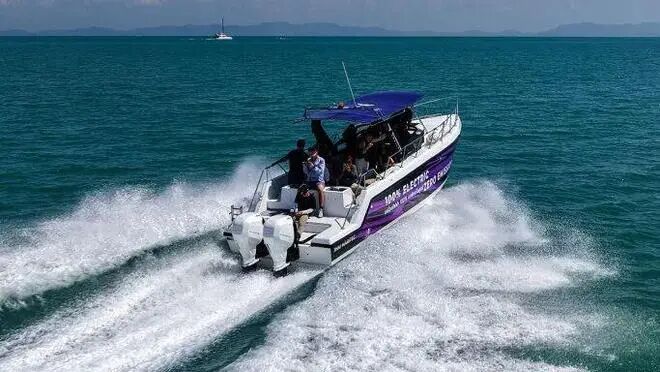 盘毂轴向磁通电机赋能擎波探索,刷新水面电动高性能价值标杆 盘毂轴向磁通电机赋能擎波探索,刷新水面电动高性能价值标杆