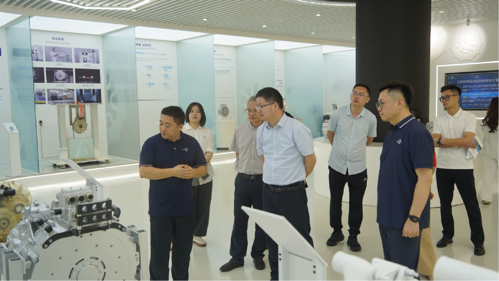 省委改革办改革二处处长胡晓斌莅临盘毂动力调研指导