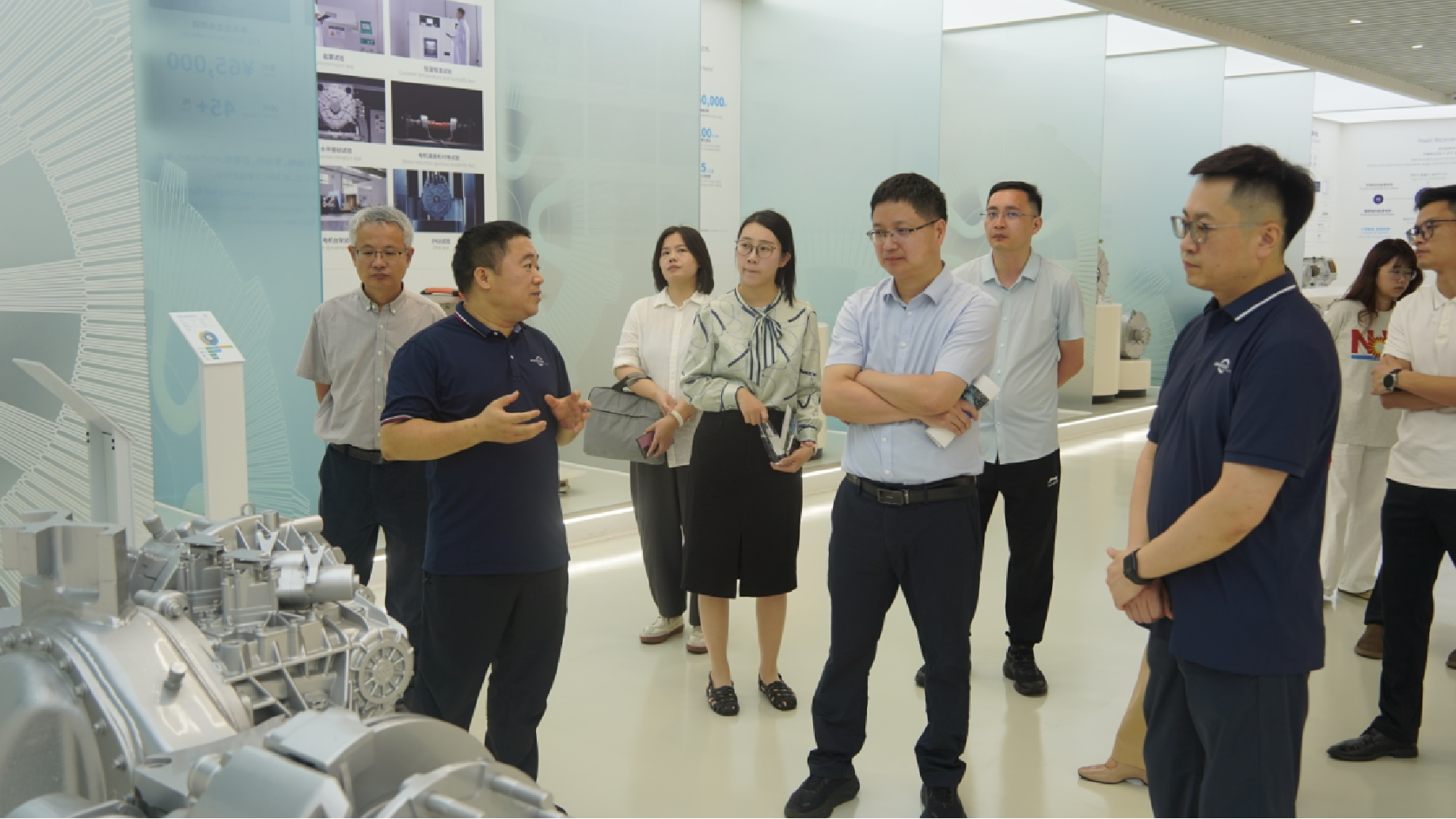 省委改革办改革二处处长胡晓斌莅临盘毂动力调研指导