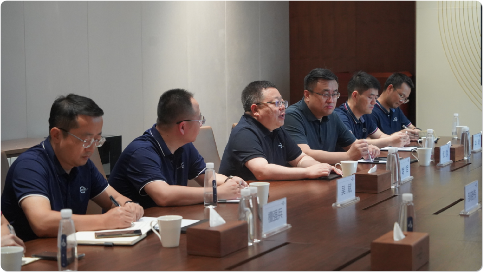 深化战略协作｜金旅客车采购总监伍旭丰一行莅临盘毂