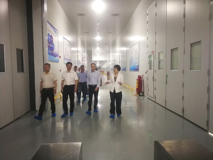 市科技局开展科技“三服务”活动