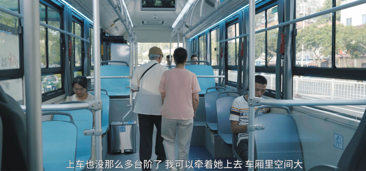 重阳节，“对老人最友好的公交车”来到这座城市