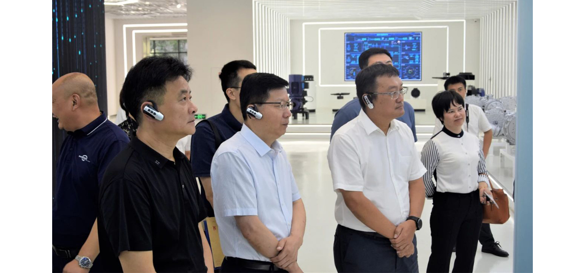 乐东县委书记孙世文、海南省工信厅总工程师黄家林一行莅临盘毂调研