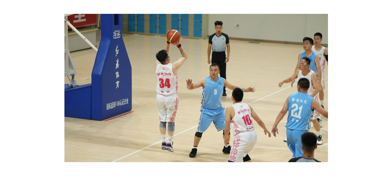 驱动美好，与爱同行！全面支持关爱公交驾驶员，盘毂为“公交优先”赋能
